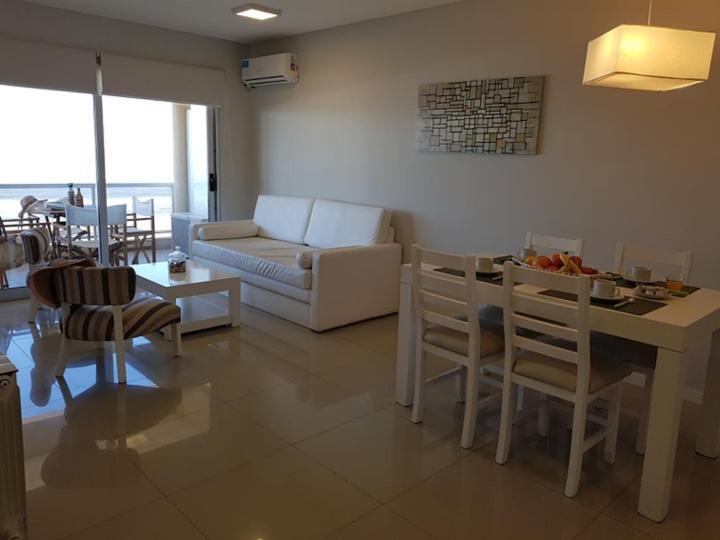 108 Y El Mar - Hotel Tejas Rojas Villa Gesell Zewnętrze zdjęcie